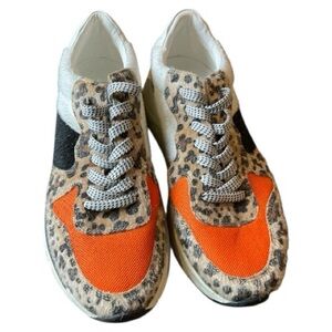 Oasis Society Size 8 Sneakers Like New